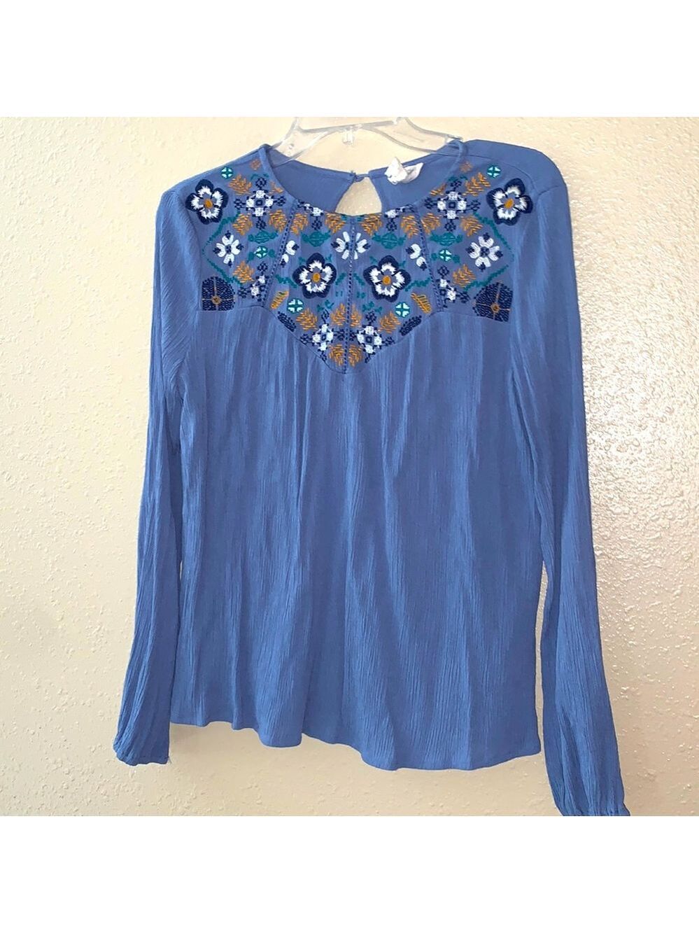Harper Blue stitched stretch top size medium